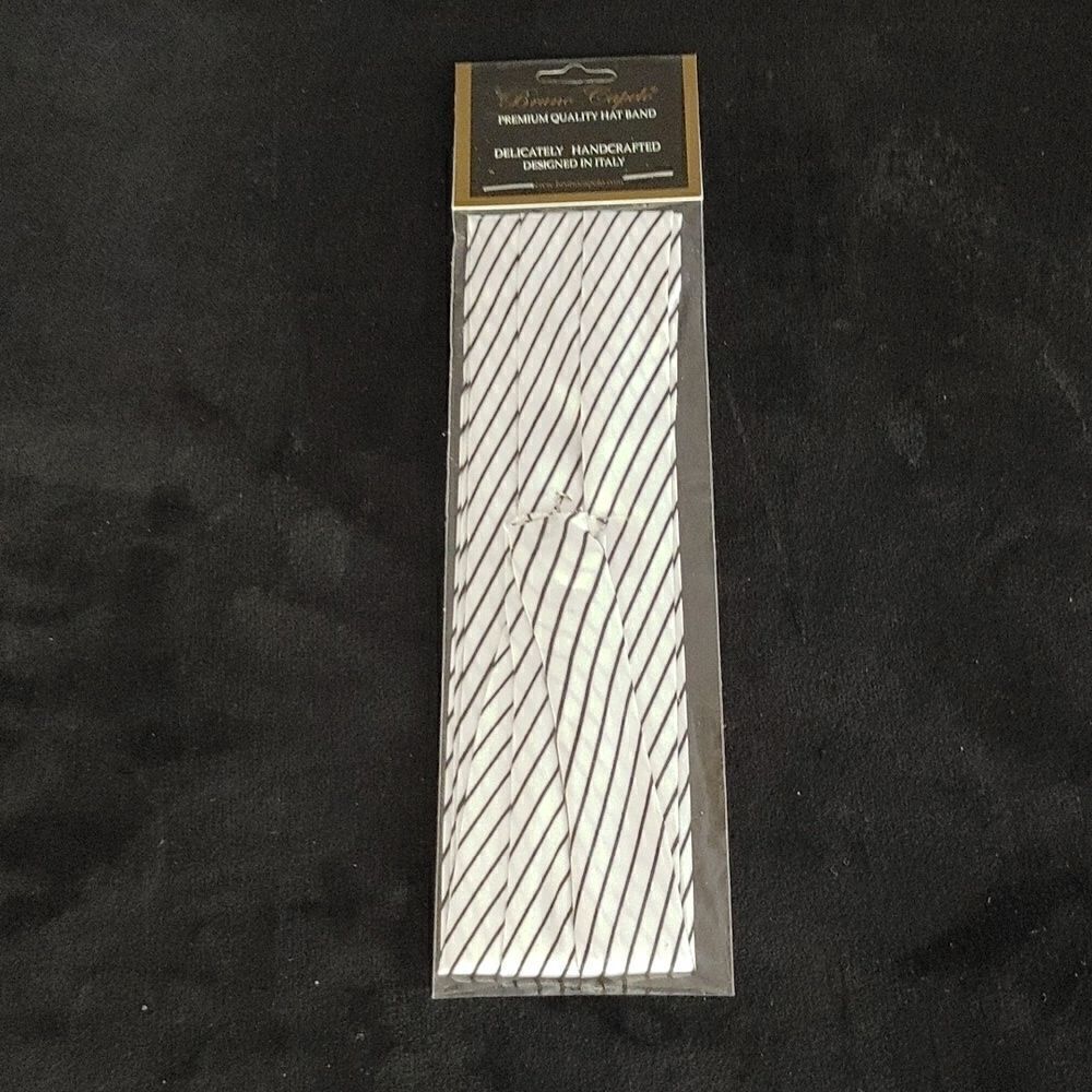 BRUNO CAPELO FASHION 3 PLEAT SATIN HAT BAND. WHITE-BLACK THIN STRIPE.